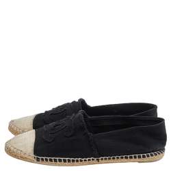 Pre Owned Chanel Black/White Canvas CC Espadrille Flats Size 40