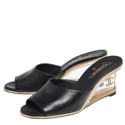 مملوكة مسبقًا Chanel Black Leather CC Slide Wedge Sandals Size 39.5