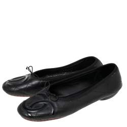 مملوكة مسبقًا Chanel Black Leather And Patent CC Ligne Cambon Ballet Flats Size 40