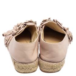 Pre Owned Chanel Dusty Pink Leather CC Camellia Flat Espadrilles Size 38