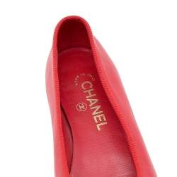 مملوكة مسبقًا Chanel Red/Gold Leather CC Cap Toe Bow Ballet Flats Size 38