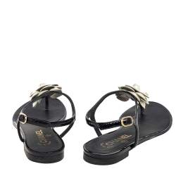 Pre Owned Chanel Black/White Patent Leather CC Camellia Flat Thong Sandals Size 36.5