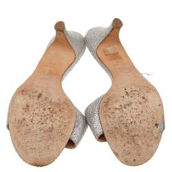 Pre Owned Chanel Silver Textured Leather CC Embellished Slide Sandals Size 37