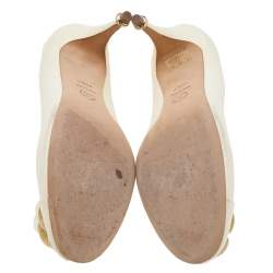 Pre Owned Chanel Cream Leather Camellia Cap Toe Pumps Size 40.5