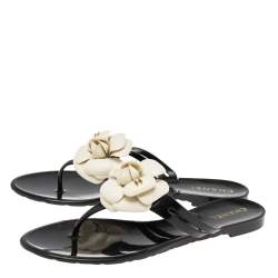 مملوكة مسبقًا Chanel Black Jelly Camellia Thong Flat Sandals Size 40