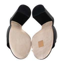 Pre Owned صندل سلايد شانيل جلد أسود مزخرف سي سي مقاس 40