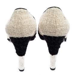 مملوكة مسبقًا حذاء كعب عالي شانيل سي سي تويد أبيض/أسود نعل سميك مقاس 39.5