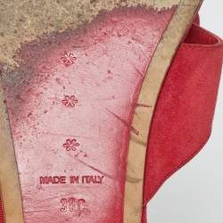 Pre Owned  صندل إصبع شانيل كاميليا سويدي وردي مقاس 38