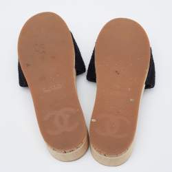 مملوكة مسبقًا Chanel Black Tweed CC Platform Slide Sandals Size 35