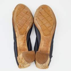 Pre Owned Chanel Navy Blue/Beige Leather And Raffia Camellia Scrunch Cork Block Heel Pumps Size 36.5