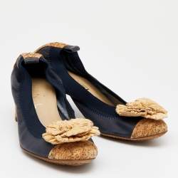 Pre Owned Chanel Navy Blue/Beige Leather And Raffia Camellia Scrunch Cork Block Heel Pumps Size 36.5