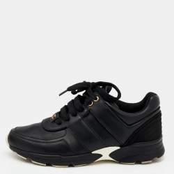 Pre Owned حذاء رياضي شانيل سي سي ساتان وجلد أسود عنق منخفض مقاس 37