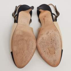 مملوكة مسبقًا Chanel Black/Beige Leather And Canvas CC Embroidered Slingback Sandals Size 36