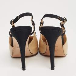 مملوكة مسبقًا Chanel Black/Beige Leather And Canvas CC Embroidered Slingback Sandals Size 36