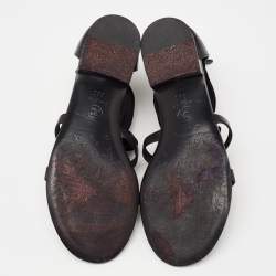 مملوكة مسبقًا Chanel Black Leather Velvet Bow Detail CC Flat Sandals Size 39