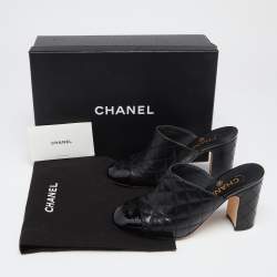Pre Owned Chanel Black Quilted Leather CC Cap Toe Mules Size 36.5