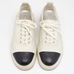 Pre Owned Chanel Off White/Black Leather CC Cap Toe Oxford Sneakers Size 39