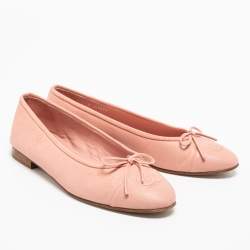 مملوكة مسبقًا Chanel Pink Leather CC Cap Toe Bow Ballet Flats Size 40.5