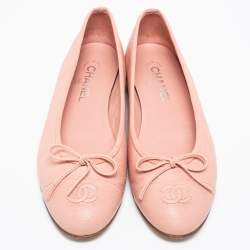 مملوكة مسبقًا Chanel Pink Leather CC Cap Toe Bow Ballet Flats Size 40.5