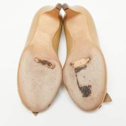 Pre Owned Chanel Beige Leather Camellia  Pumps Size 36