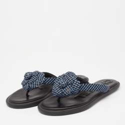Chanel Blue Tweed Camellia Thong Flat Sandals Size 37.5