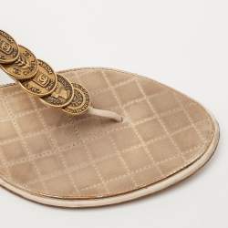 مملوكة مسبقًا Chanel Beige Leather CC Coin Thong Strap Flat Sandals Size 41