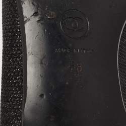 Pre Owned حذاء سليبرز شانيل سموكينغ غليتر أسود مزين سي سي مقاس 38