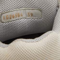 Pre Owned حذاء رياضي شانيل جلد وسويدي متعدد الألوان سي سي بعنق طويل مقاس 39