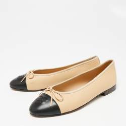 Chanel Beige/Black Leather Bow CC Cap-Toe Ballet Flats Size 40