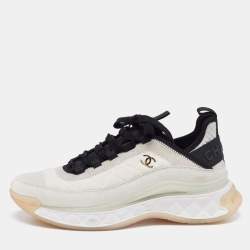 Pre Owned Chanel Grey/White Suede And Fabric CC Lace Up Sneakers Size 39.5