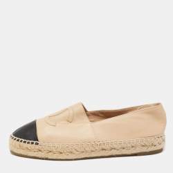 Pre Owned Chanel Beige/Black Leather CC Cap Toe Espadrille Flats Size 37
