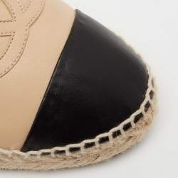 Pre Owned Chanel Beige/Black Leather CC Cap Toe Espadrille Flats Size 37