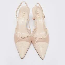 مملوكة مسبقًا صندل شانيل جلد كريمي وشبكة بفيونكة سي سي وحزام خلفي للكاحل مقاس 41