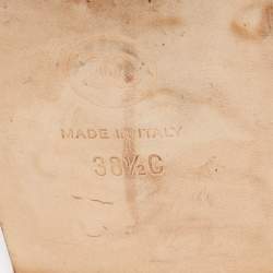 مملوكة مسبقًا Chanel Red/White Leather CC logo Flat Sandals Size 38.5