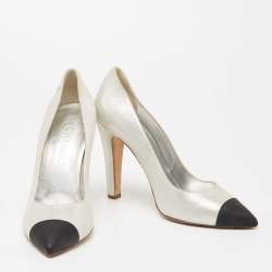 مملوكة مسبقًا حذاء كعب عالي شانيل CC جلد أسود لامع  بمقدمة مستديرة مدببة مقاس 40.5