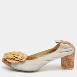 Pre Owned Chanel Off White/Beige Leather and Cork Camellia Block Heel Pumps Size 38