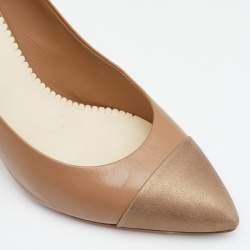 Pre Owned Chanel Beige/Gold Leather Cap Toe CC Pumps Size 40.5