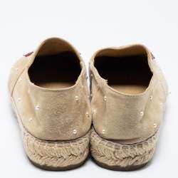 مملوكة مسبقًا Chanel Red/Beige Suede Pearls Embellished CC Espadrille Flats Size 39
