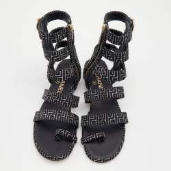 Pre Owned Chanel Black/White Tweed CC Gladiator Sandals Size 37.5