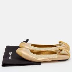 Pre Owned Chanel Metallic Gold Nubuck Leather CC Cap Toe Scrunch Ballet Flats Size 40