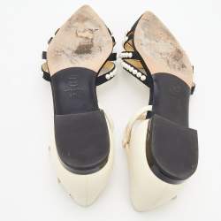 Pre Owned Chanel Cream/Black Leather and Fabric Faux Pearl Paris Rome Flat Sandals Size 37.5