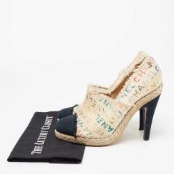 Pre Owned Chanel Beige/Navy Blue Graffiti Canvas Espadrille Pumps Size 40