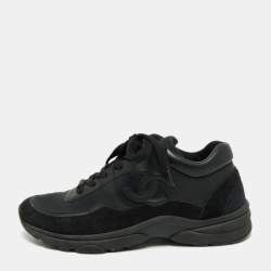مملوكة مسبقًا Chanel Black Suede, Nylon and Leather CC Low-Top Sneakers Size 37.5