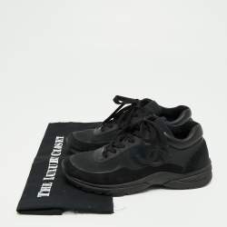 مملوكة مسبقًا Chanel Black Suede, Nylon and Leather CC Low-Top Sneakers Size 37.5