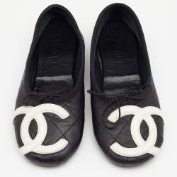 مملوكة مسبقًا Chanel Black Quilted Leather CC Flats Size 36