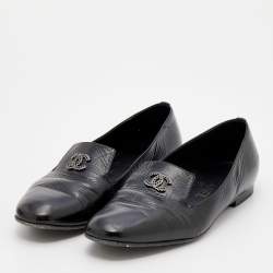 Pre Owned Chanel Black Leather CC Smoking Slippers Size 37