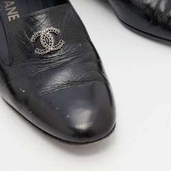 Pre Owned Chanel Black Leather CC Smoking Slippers Size 37