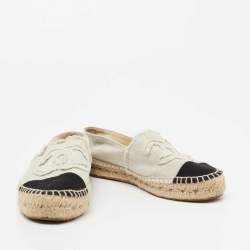 مملوكة مسبقًا حذاء فلات شانيل إسبادريل كانفاس أسود/ بيج شعار سي سي مقاس 39