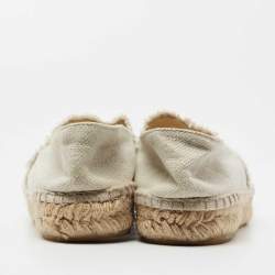 مملوكة مسبقًا حذاء فلات شانيل إسبادريل كانفاس أسود/ بيج شعار سي سي مقاس 39