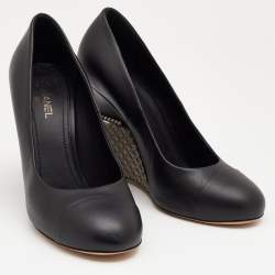 Pre Owned Chanel Black Leather CC Cap Toe Wedge Pumps Size 39